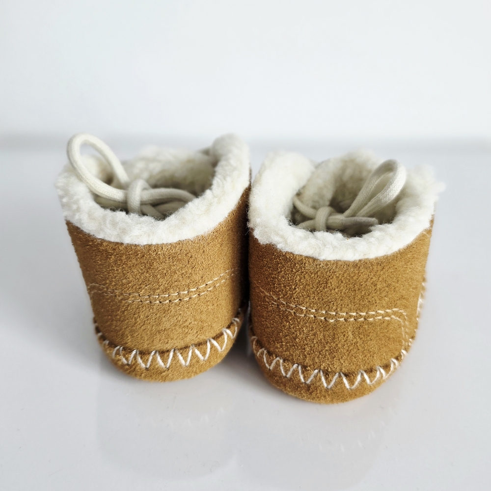 Veja Kids Suede-Look Moccasin Boots in Tan with White Trim - Picture 4 of 6
